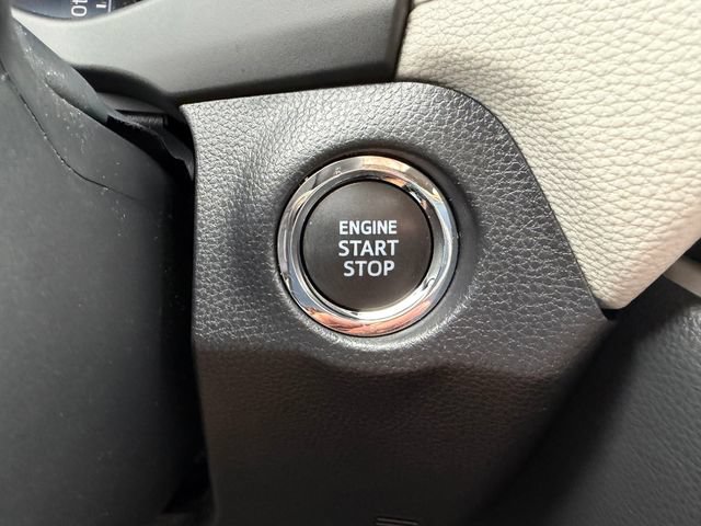 Used 2023 Toyota RAV4 XLE w/ Convenience Package AWD/4WD image 10
