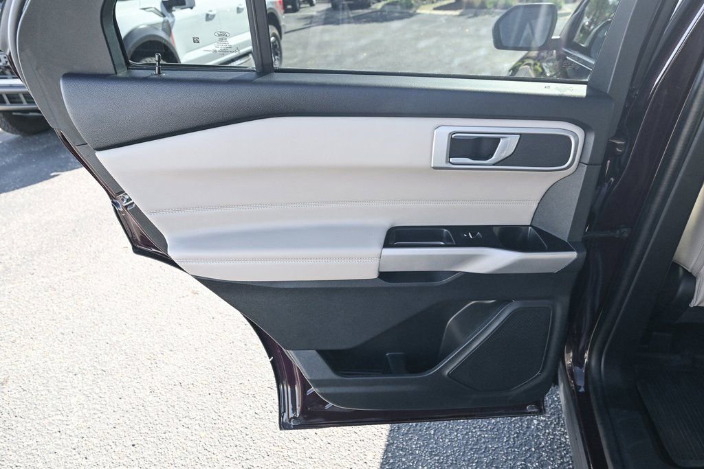 Certified 2023 Ford Explorer XLT w/ Equipment Group 202A image 25