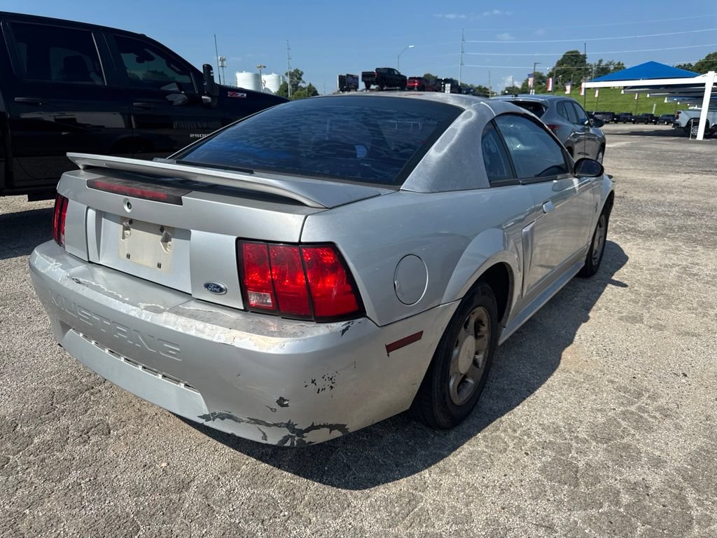 Used 2000 Ford Mustang Coupe RWD image 6