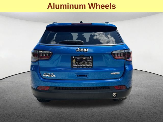 Used 2024 Jeep Compass Latitude AWD/4WD image 11