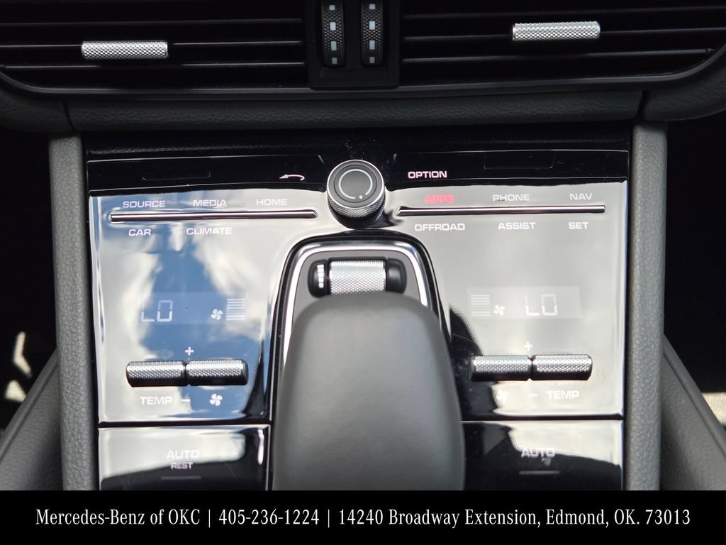 Used 2023 Porsche Cayenne S AWD/4WD image 15