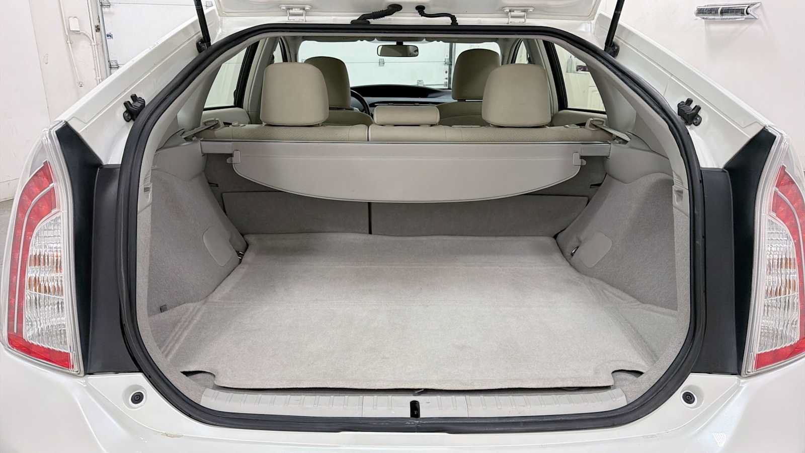 Used 2013 Toyota Prius Three FWD image 27