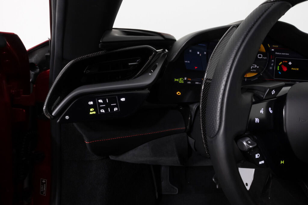 Used 2023 Ferrari SF90 Stradale image 33