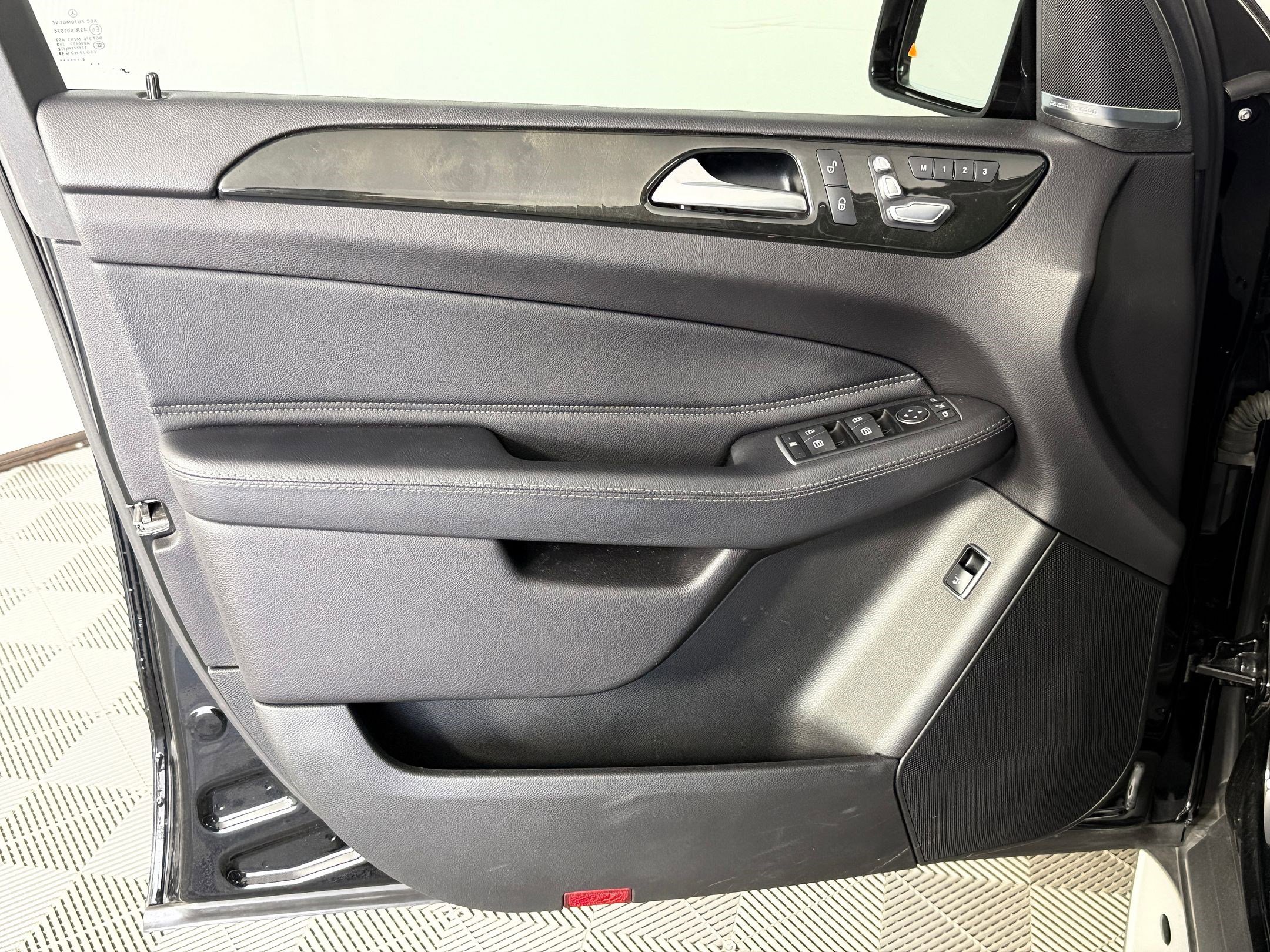 Used 2017 Mercedes-Benz GLE 350 image 12