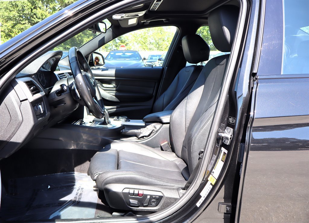 Used 2014 BMW 335i Sedan RWD image 15