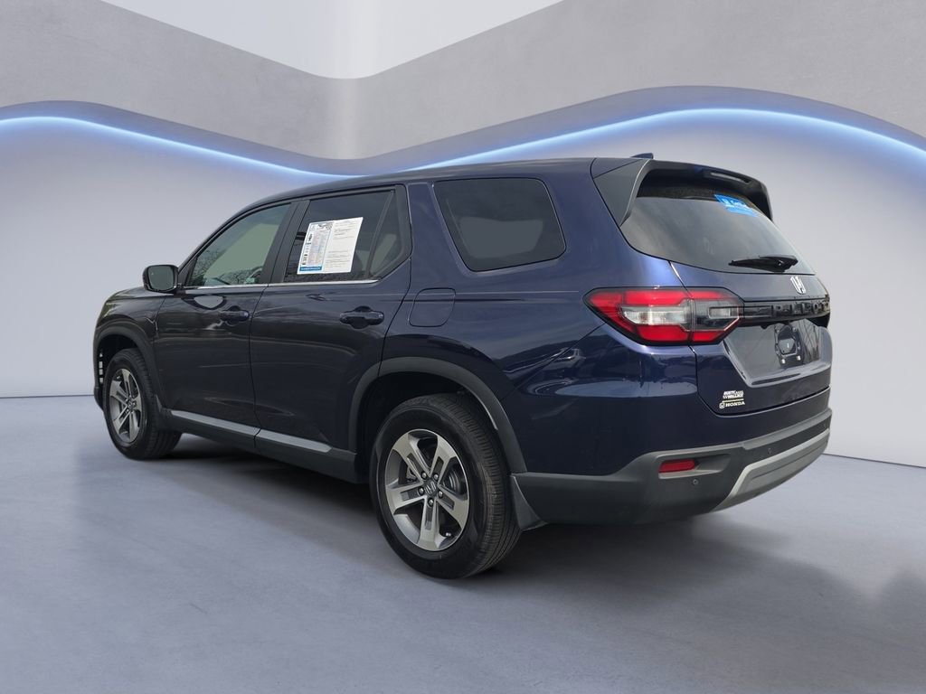 Certified 2025 Honda Pilot EX-L image 3