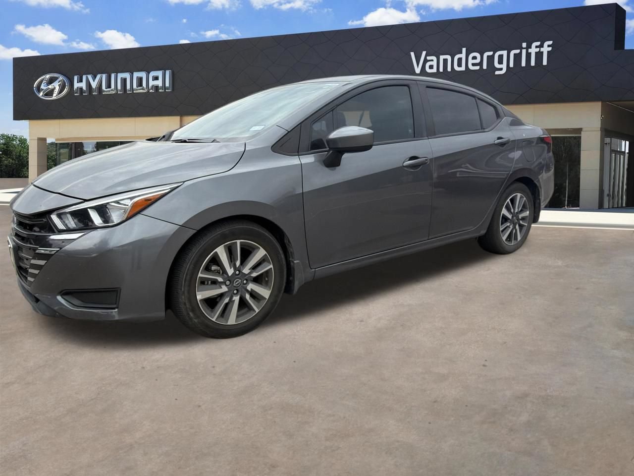Used 2024 Nissan Versa SV w/ Trunk Package FWD image 1