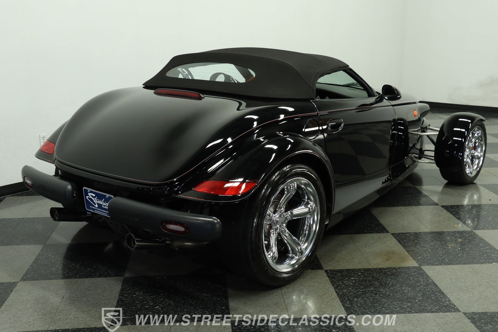 Used 2000 Plymouth Prowler image 10