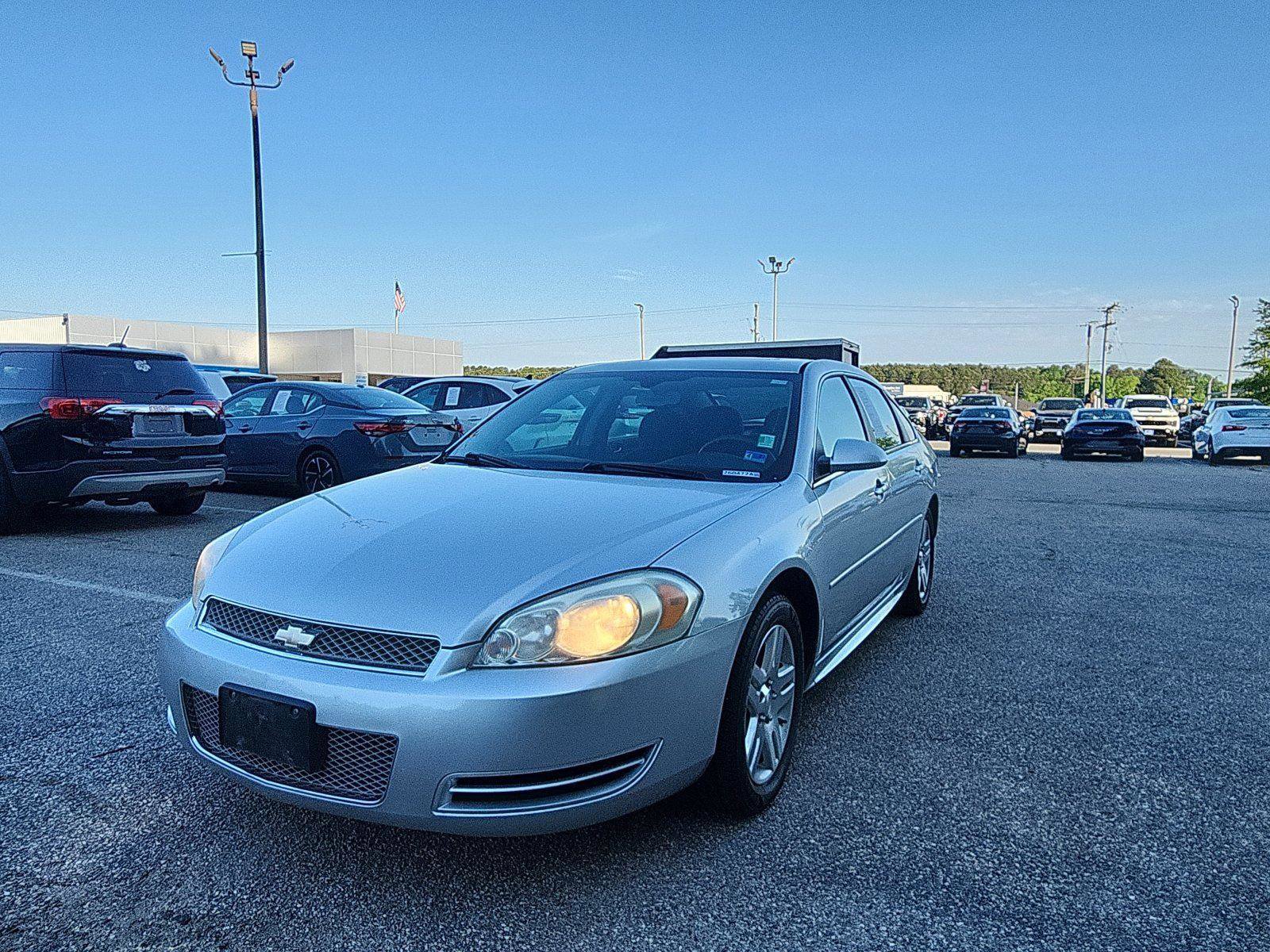 Used 2013 Chevrolet Impala LT w/ LT Sunroof Package FWD image 1