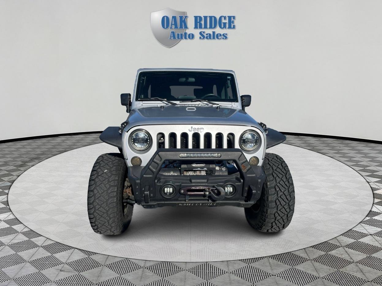 Used 2009 Jeep Wrangler Unlimited Rubicon w/ Dual Top Group image 2