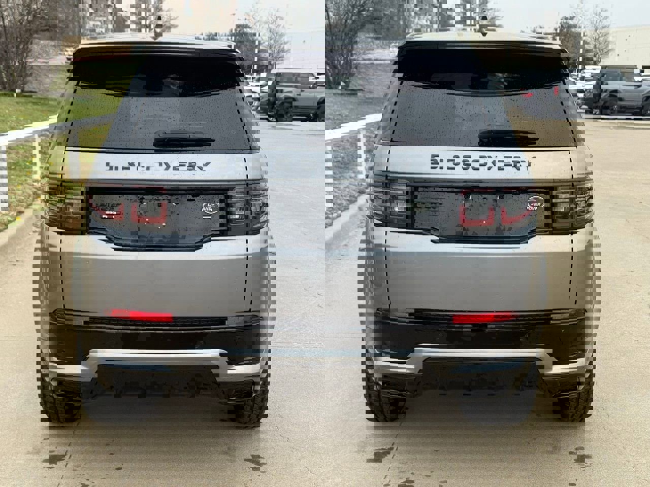 Used 2020 Land Rover Discovery Sport S R-Dynamic image 5