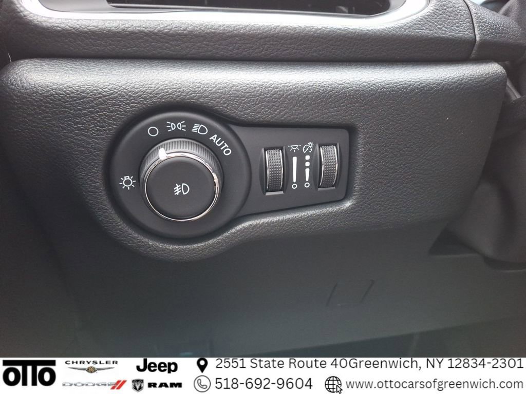 New 2026 Chrysler Pacifica Limited w/ S Appearance Package image 28