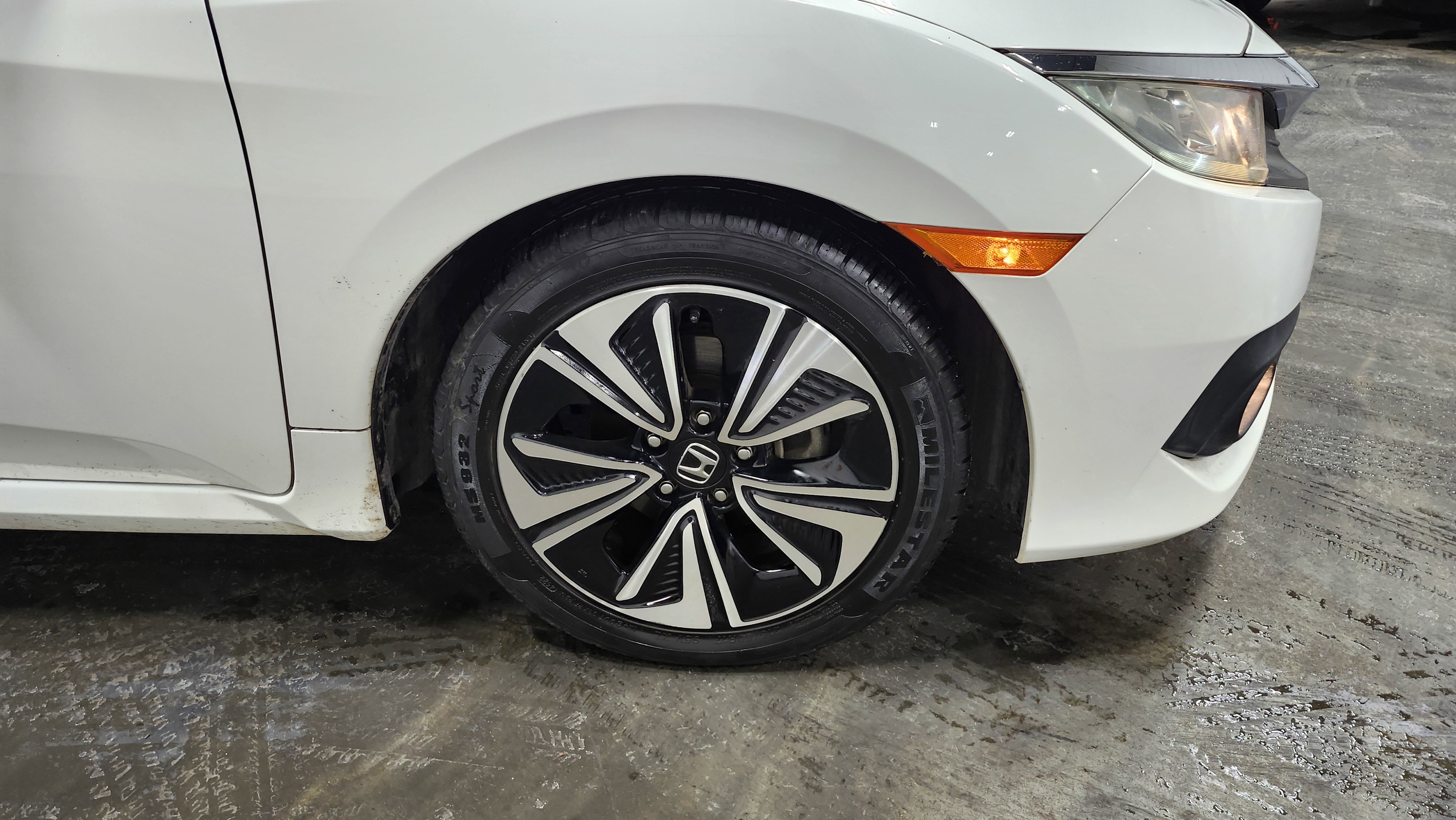 Used 2016 Honda Civic EX-T image 10