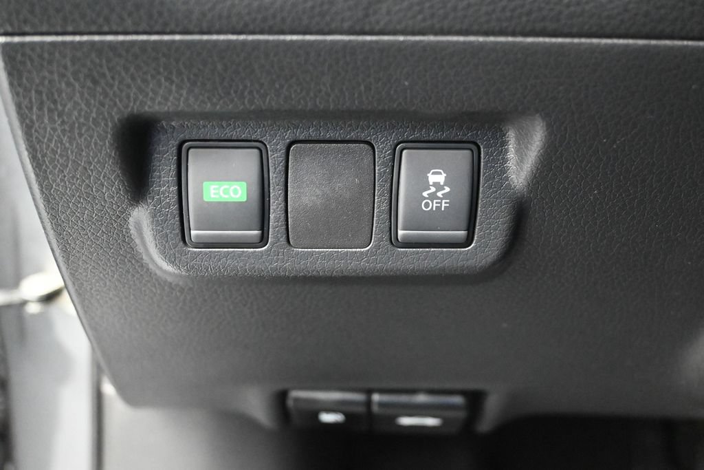 Used 2019 Nissan Sentra SV FWD image 18