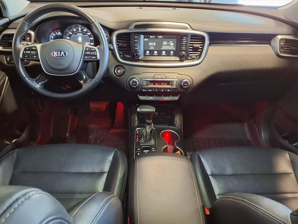 Used 2020 Kia Sorento EX image 18