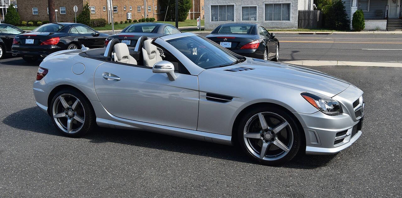 Used 2015 Mercedes-Benz SLK 250 w/ Premium Package image 50