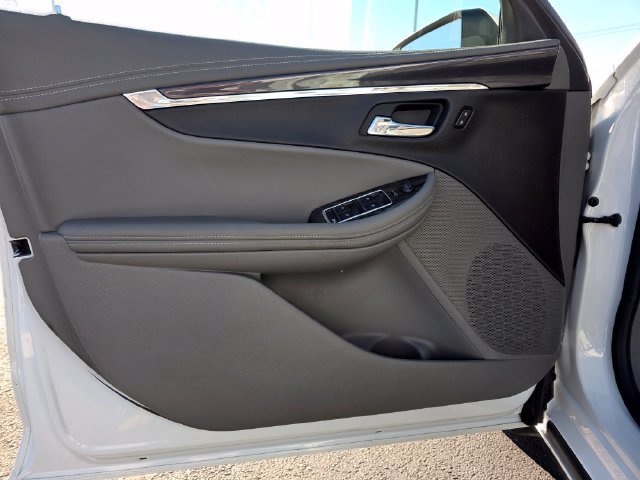 Used 2015 Chevrolet Impala LT w/ Convenience Package FWD image 17