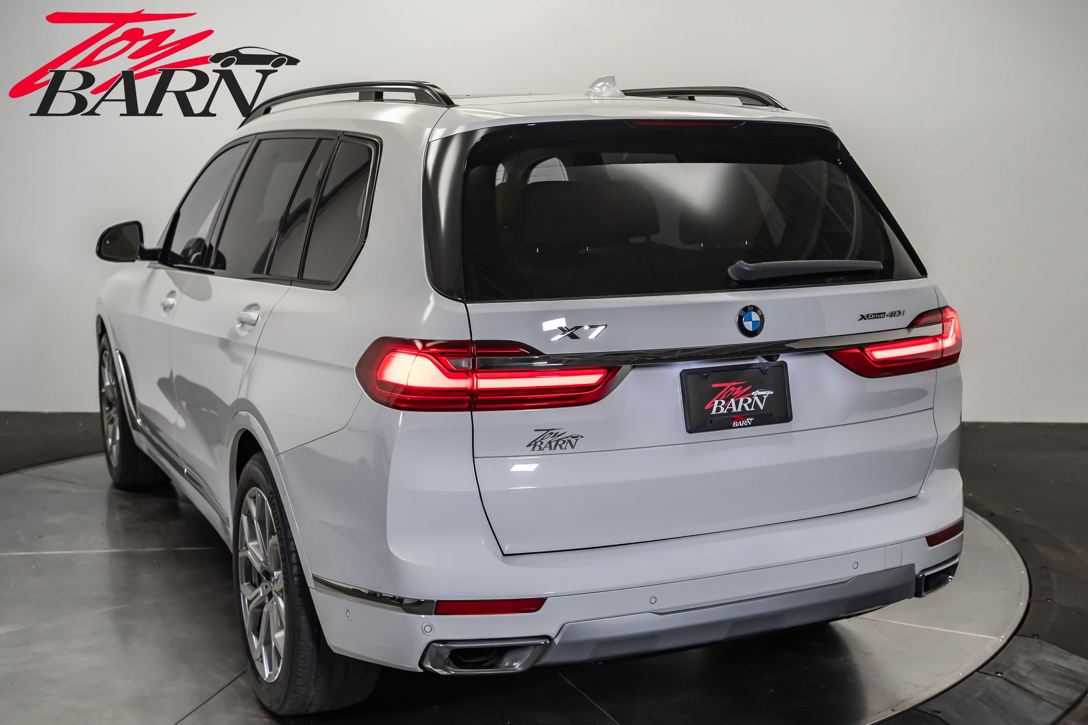 Used 2022 BMW X7 xDrive40i w/ Premium Package image 11