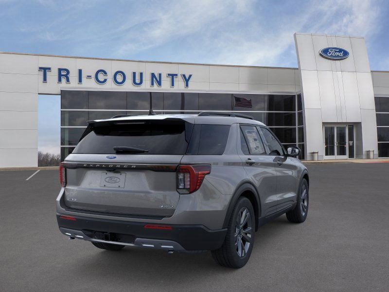 New 2026 Ford Explorer Active image 8