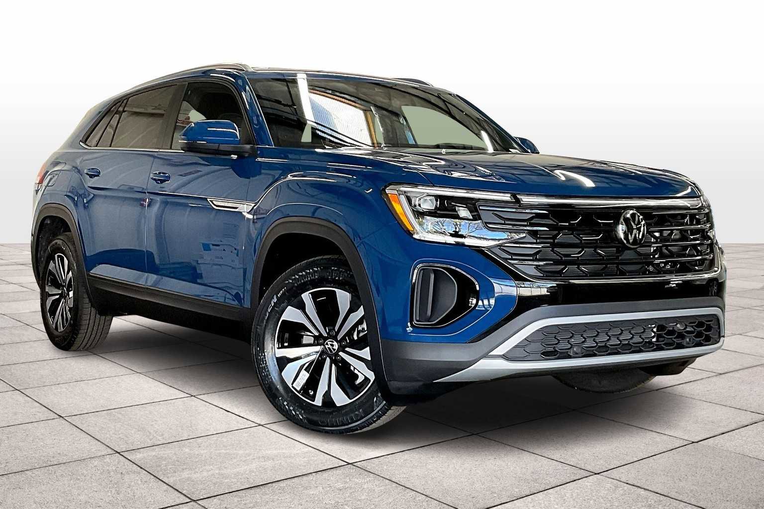 New 2025 Volkswagen Atlas Cross Sport SE image 2