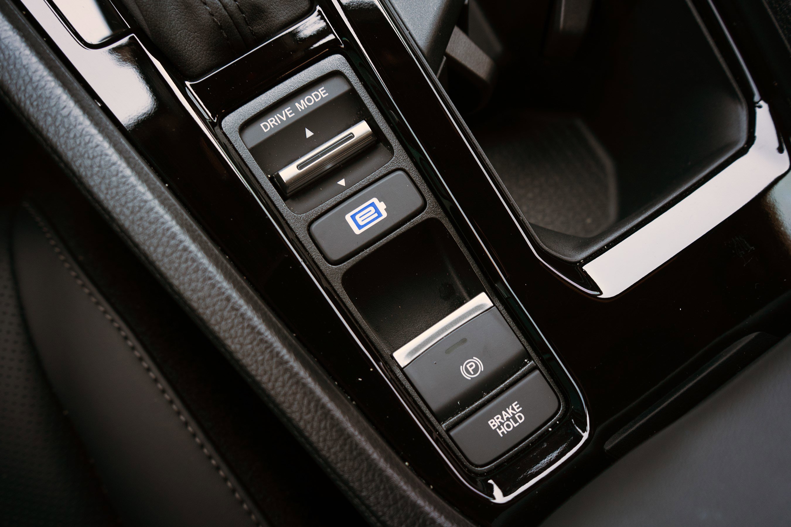 Certified 2025 Honda Accord Sport image 28