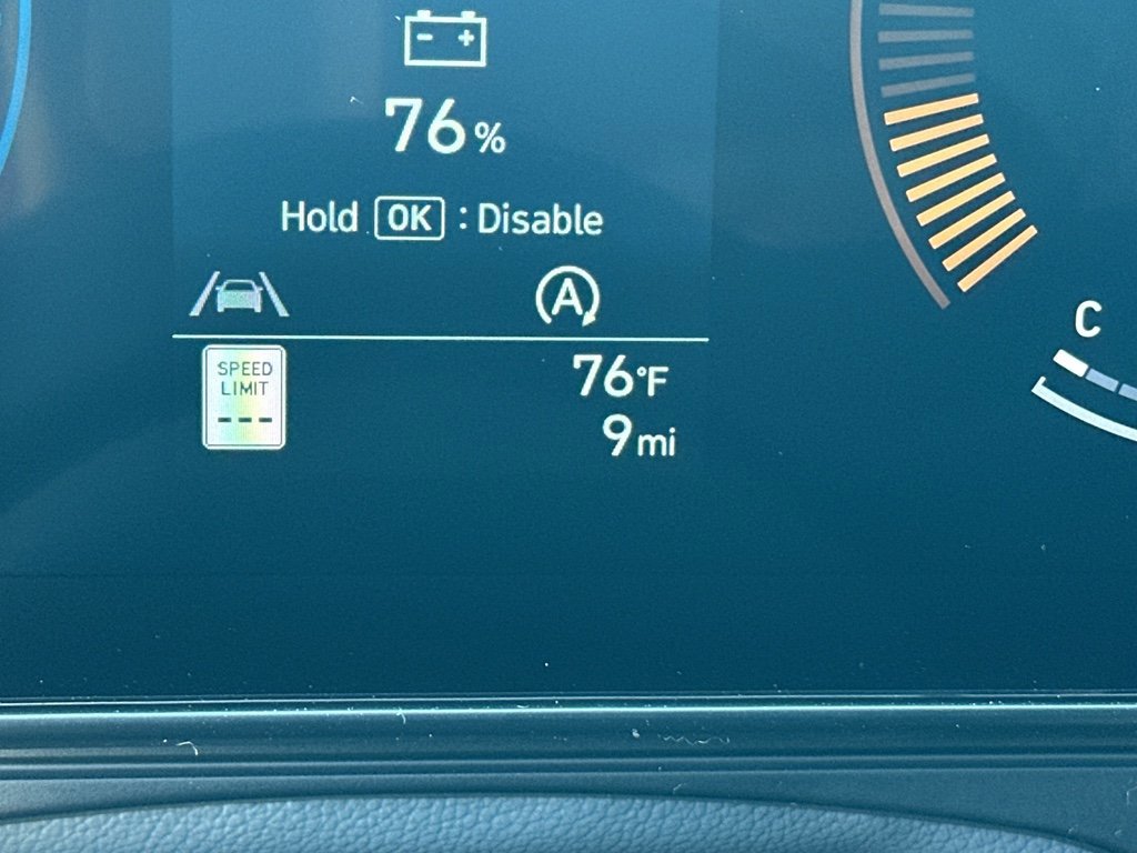 New 2026 Hyundai Kona SE image 16