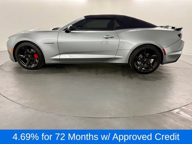 Used 2024 Chevrolet Camaro LT w/ RS Package image 4