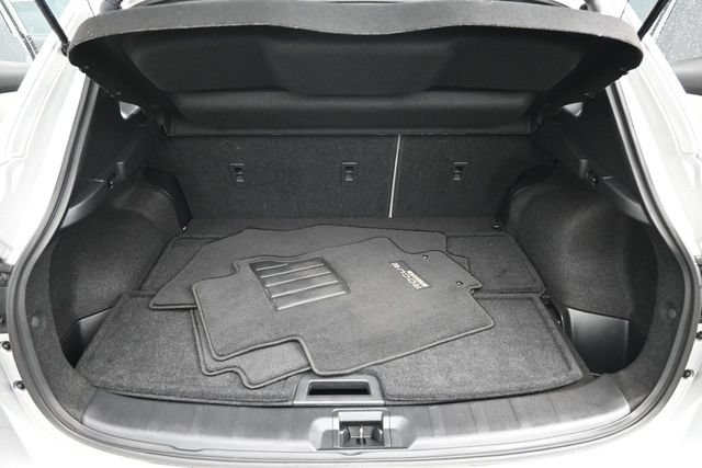 Used 2022 Nissan Rogue Sport SL w/ Premium Package FWD image 16