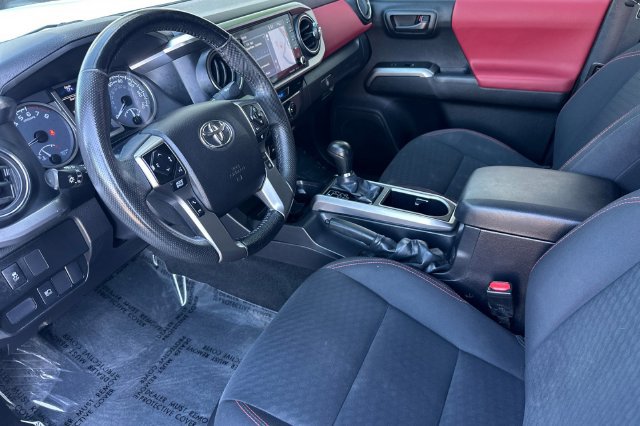 Used 2023 Toyota Tacoma SR5 RWD image 12