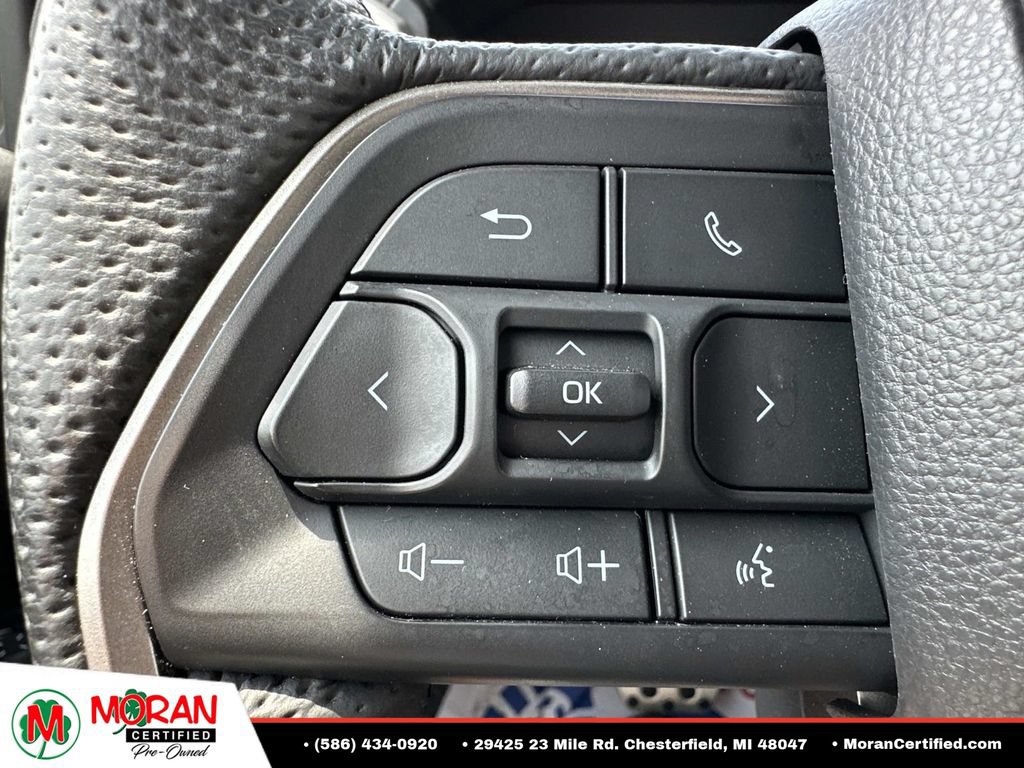 Used 2025 Toyota Tacoma TRD Sport AWD/4WD image 18