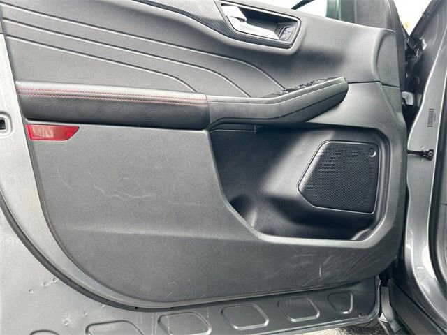 Used 2024 Ford Escape ST-Line image 18