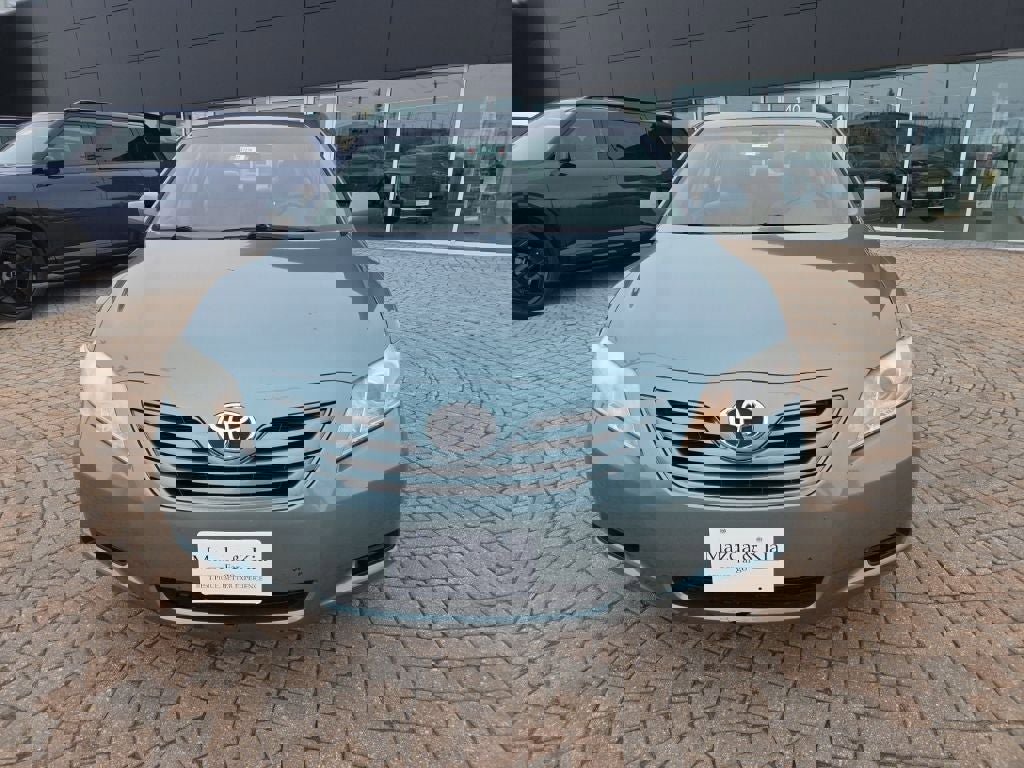 Used 2009 Toyota Camry LE image 2