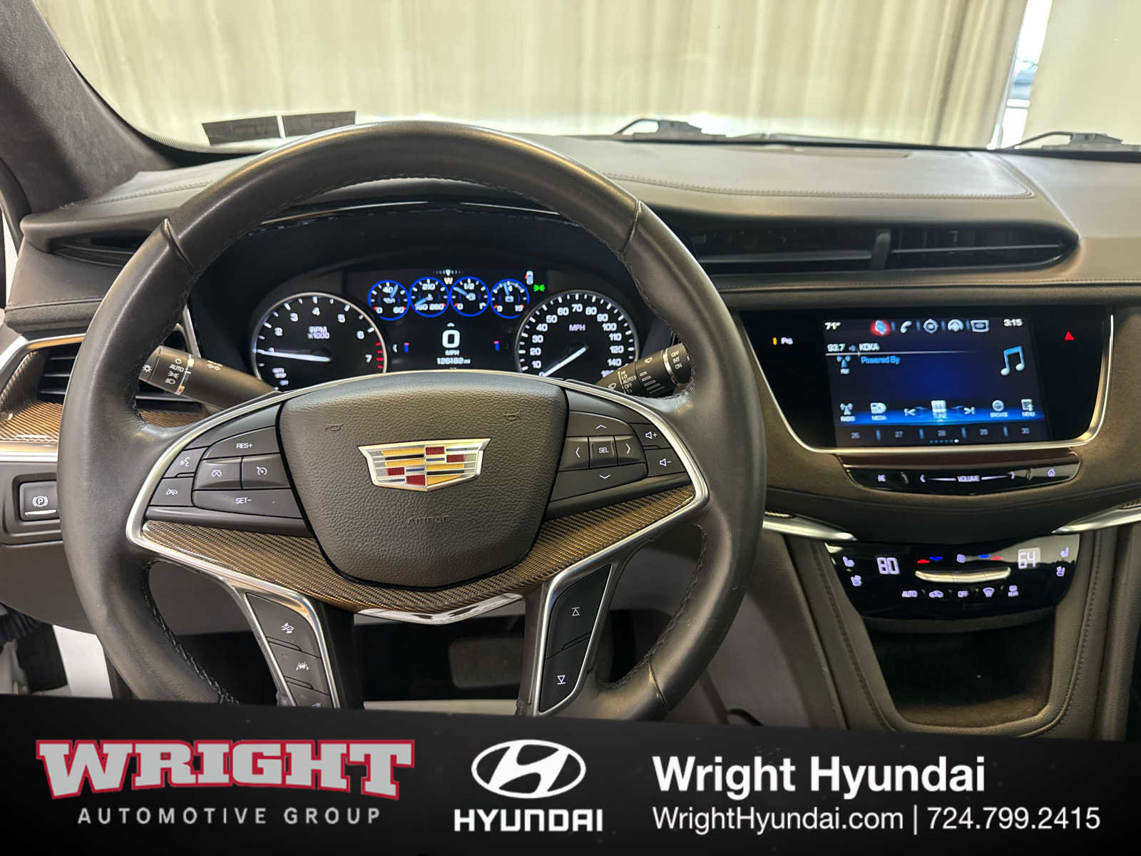 Used 2017 Cadillac XT5 Platinum AWD/4WD image 19