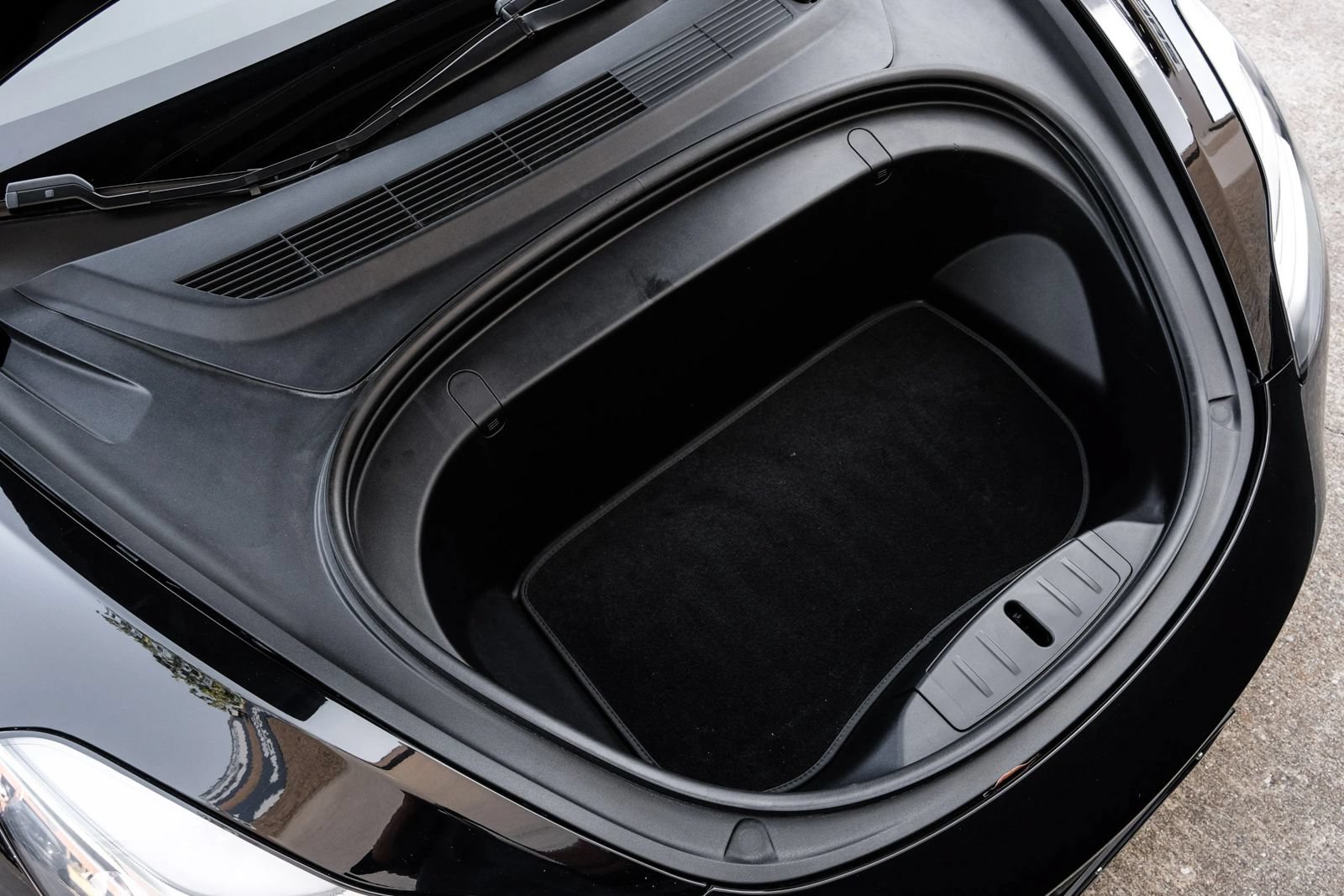 Used 2018 Tesla Model 3 Long Range RWD image 49