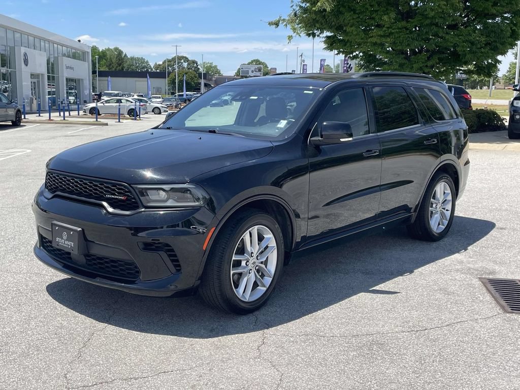 Used 2024 Dodge Durango GT RWD image 3