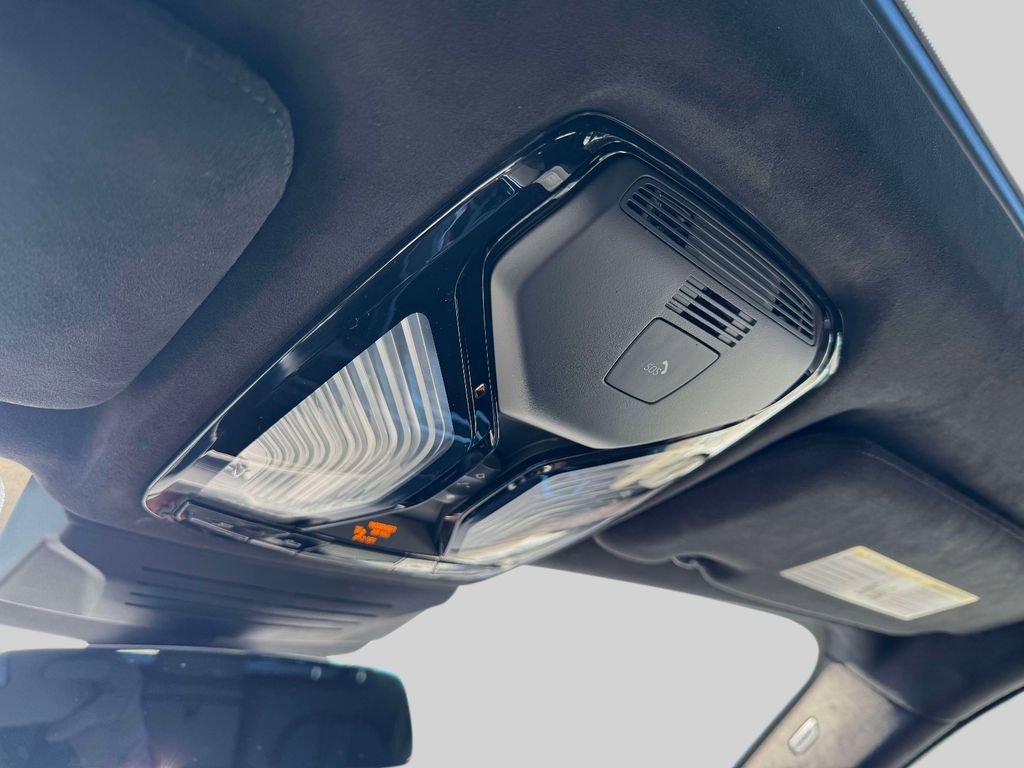 Certified 2026 BMW X7 xDrive40i w/ M Sport Package image 16