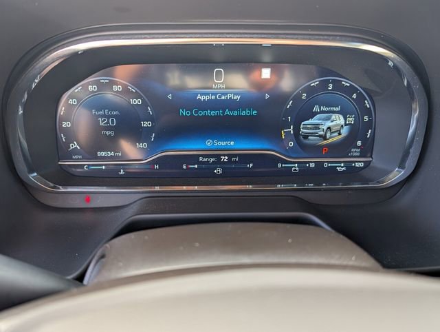 Used 2022 Chevrolet Suburban LT w/ Luxury Package image 25