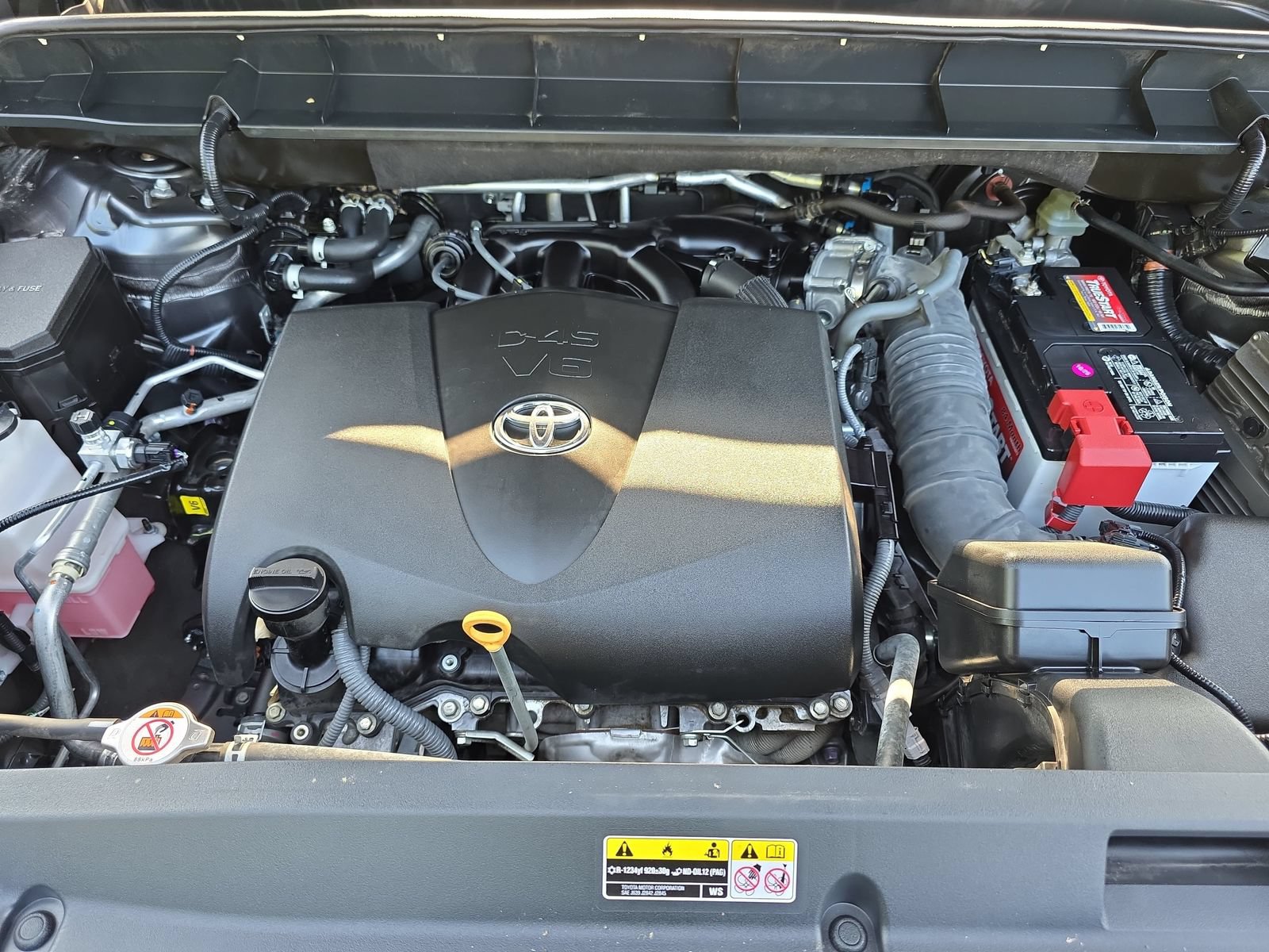 Used 2020 Toyota Highlander Limited FWD image 31