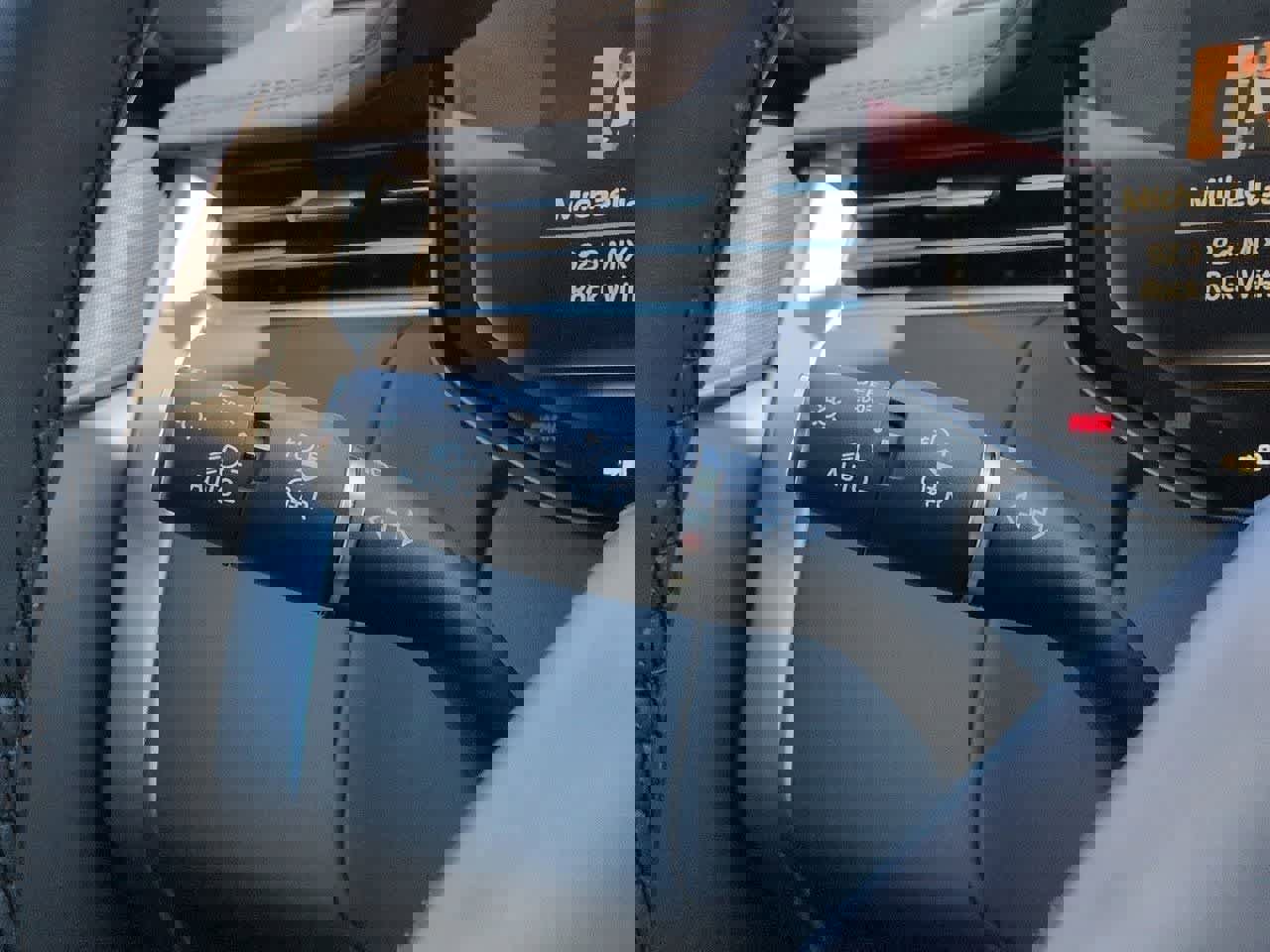 New 2026 Land Rover Range Rover Long Wheelbase SE image 29