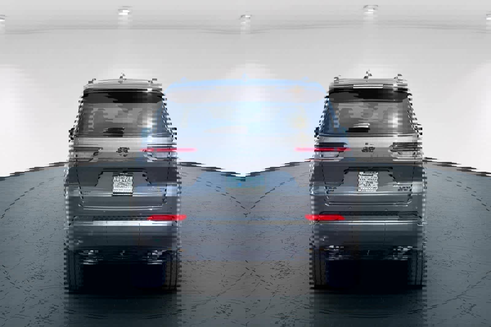 New 2025 Jeep Grand Cherokee L Limited w/ Black Appearance Package image 7