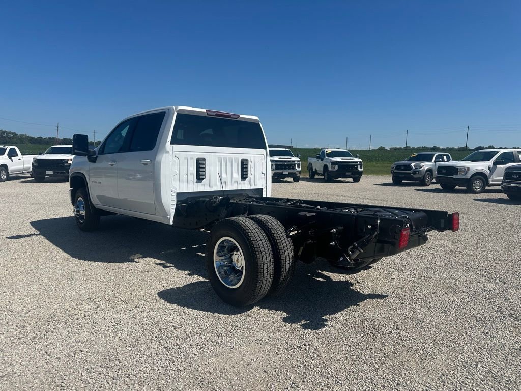 New 2026 Chevrolet Silverado 3500 LT image 4