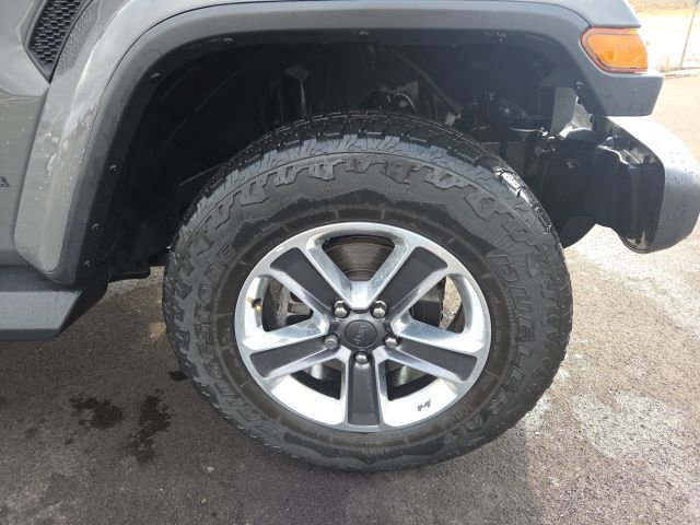 Used 2020 Jeep Wrangler Unlimited Sahara image 6