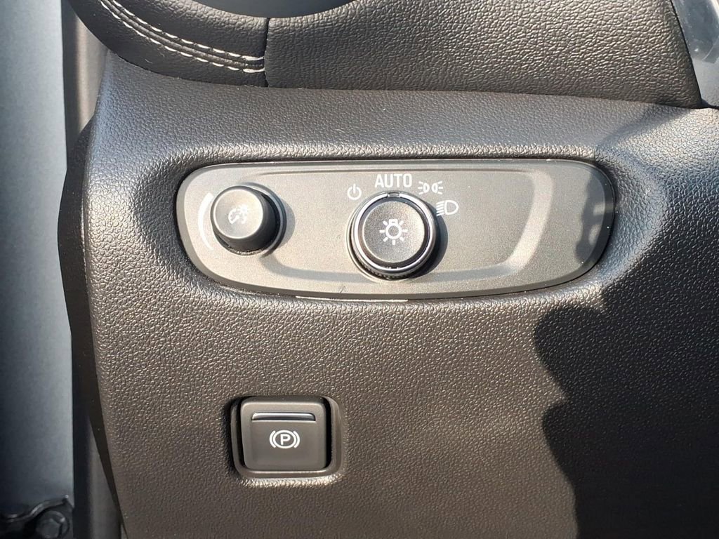 Certified 2024 Chevrolet Blazer LT image 17