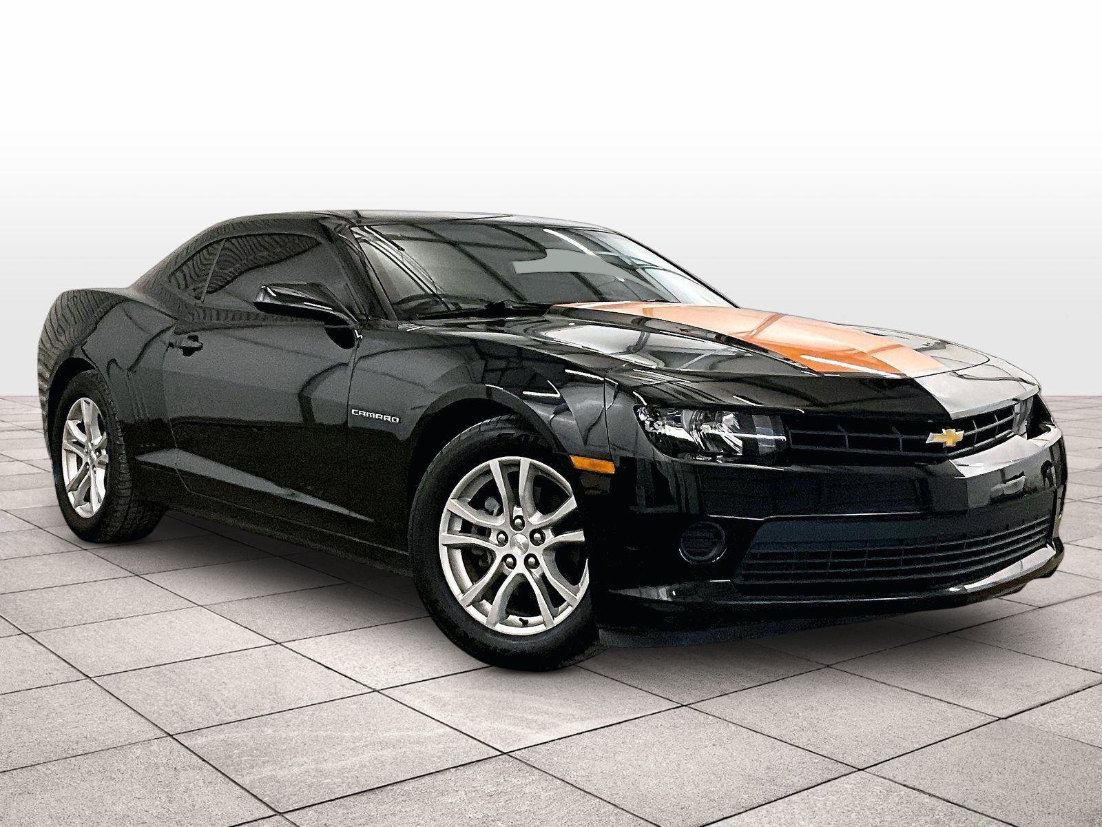 Used 2015 Chevrolet Camaro LS RWD image 3