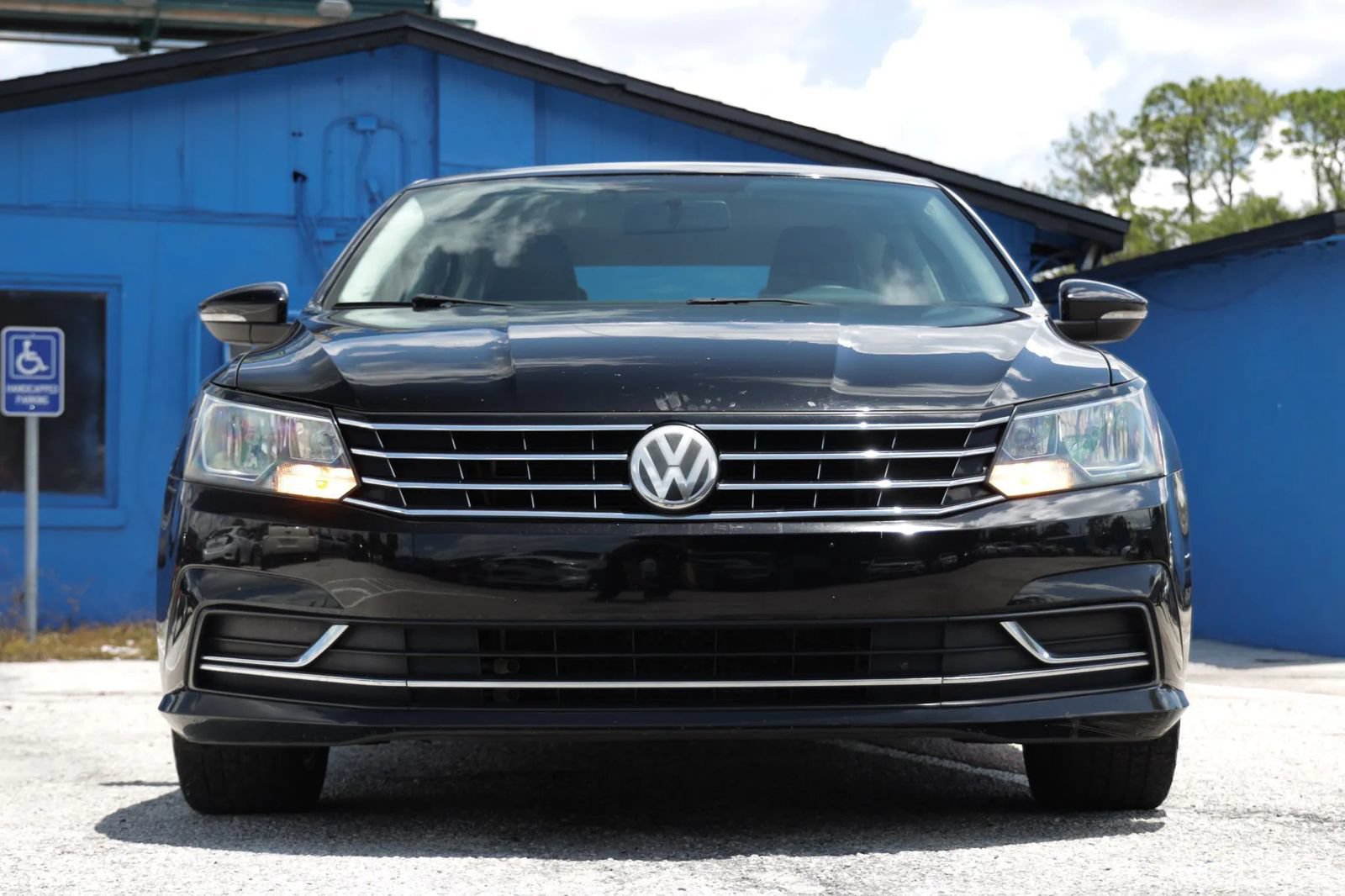 Used 2016 Volkswagen Passat 1.8T SE FWD image 10