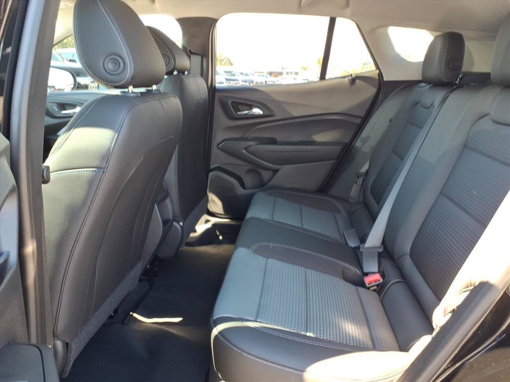 New 2026 Chevrolet Trax LT w/ LT Convenience Package FWD image 14