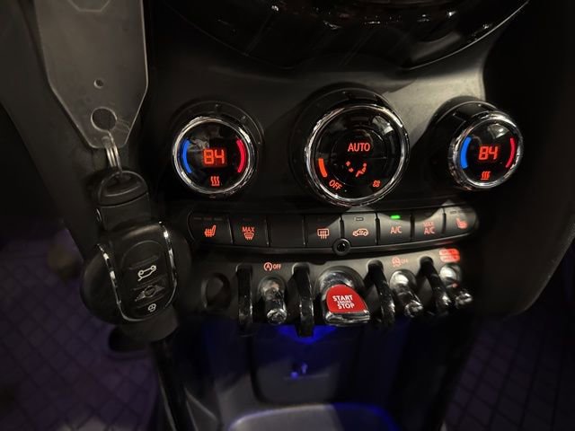 Used 2021 MINI Cooper S w/ Signature Upholstery Package image 36
