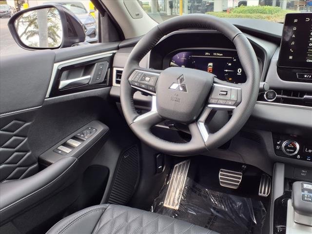 New 2025 Mitsubishi Outlander SEL image 15