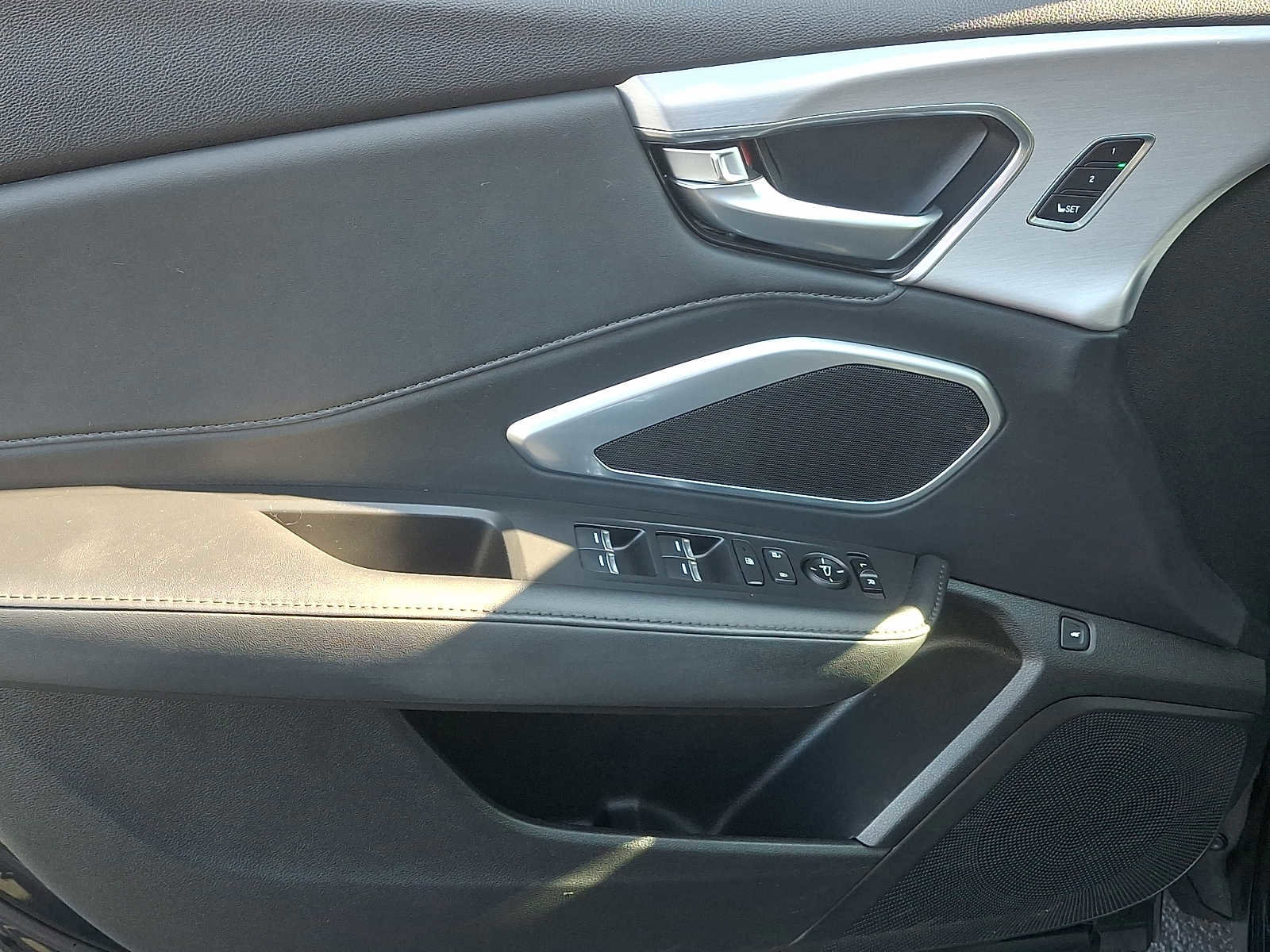 Used 2023 Acura RDX AWD image 12