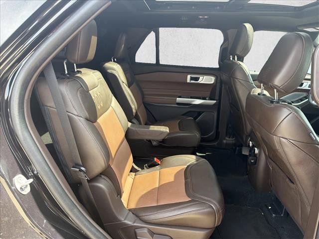 Used 2023 Ford Explorer King Ranch w/ Technology Package RWD image 29